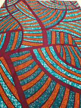 Load image into Gallery viewer, Curvy aztec print

